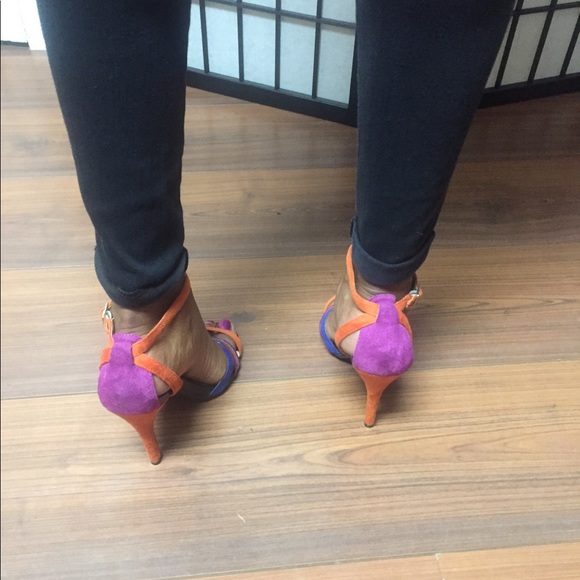 Heart in D colorful medium heel sandals - Picture 5 of 5